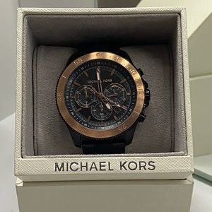 Men Michael Kors.